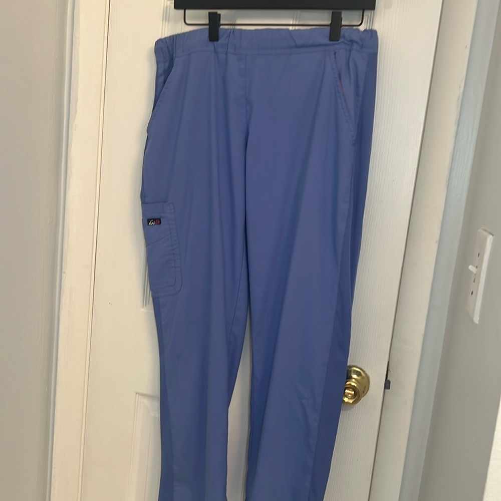 Koi Ladies scrub pants Size M petite
